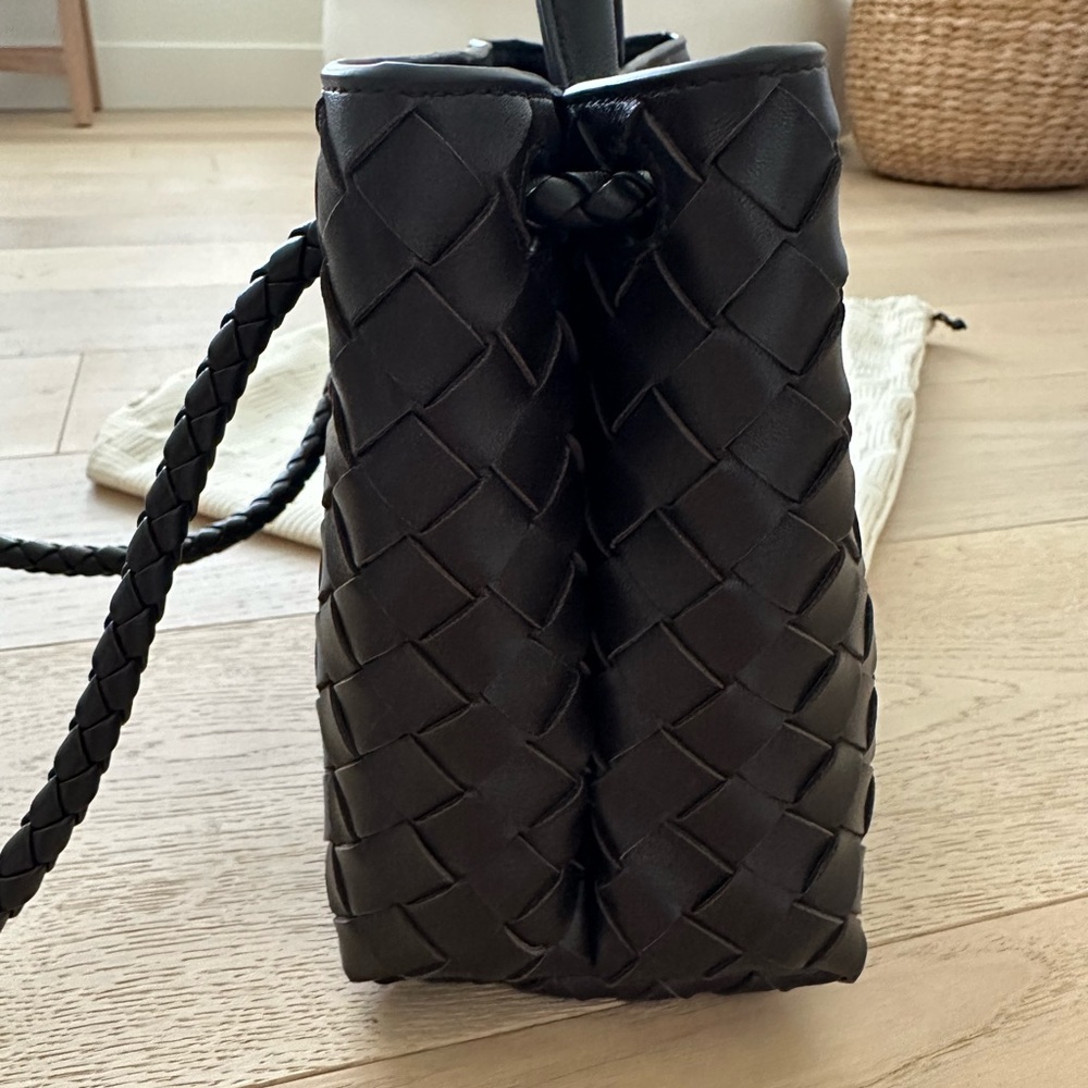 NEW Bottega Veneta Dark Brown Woven Shoulder Bag - Picture 6 of 9